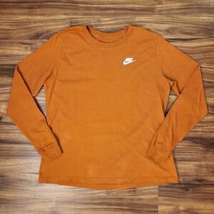 NWOT Nike The Nike Tee Burnt Orange Long Sleeve Size Large